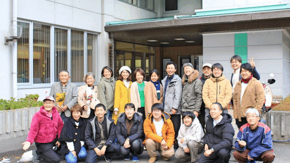 2022년 8월에 개강해 12월에 졸업한 카미야마 학당 14기 학생들의 활동사진. 카미야마 학당 제공