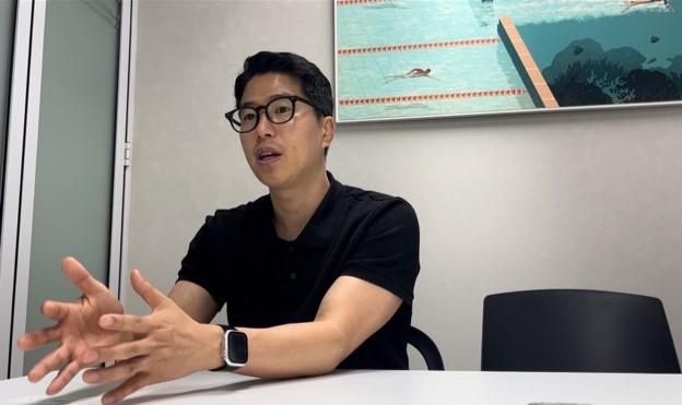 에이치알엠 본사에서 에코야 얼스 강경모 팀장이 단비뉴스와 인터뷰하고 있다. 이은별 기자