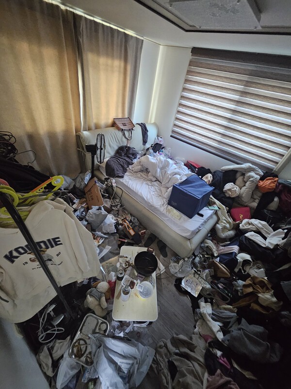 지난 1월 22일, 엄 팀장이 방문한 쓰레기 집 현장이다. 의뢰인은 30대 여성이었다. 엄우빈 씨 제공