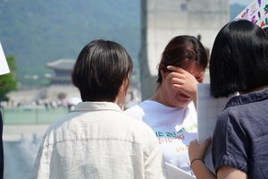 투표소에서 죄인이 된 사람들